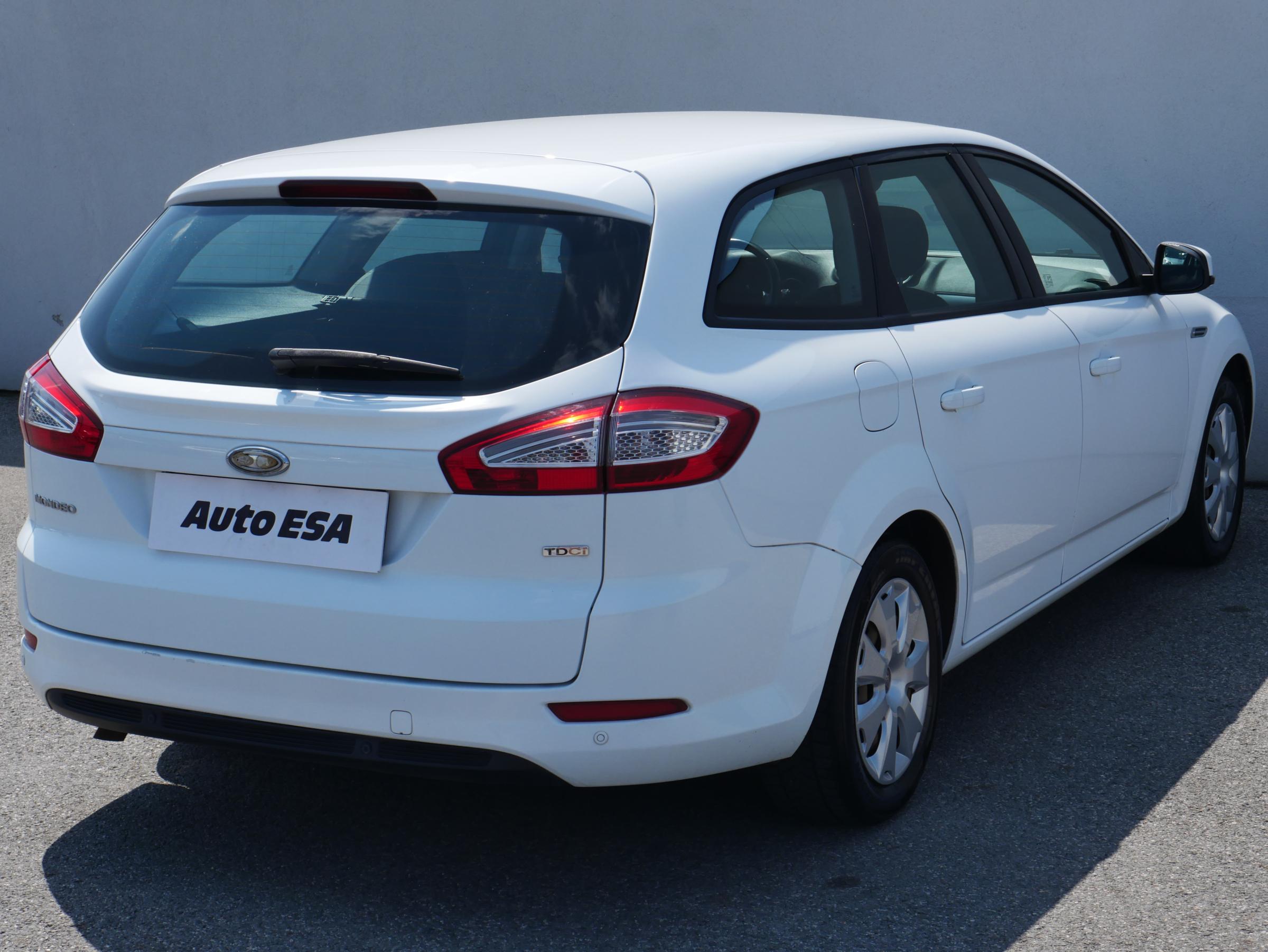 Ford Mondeo, 2010 - pohled č. 4