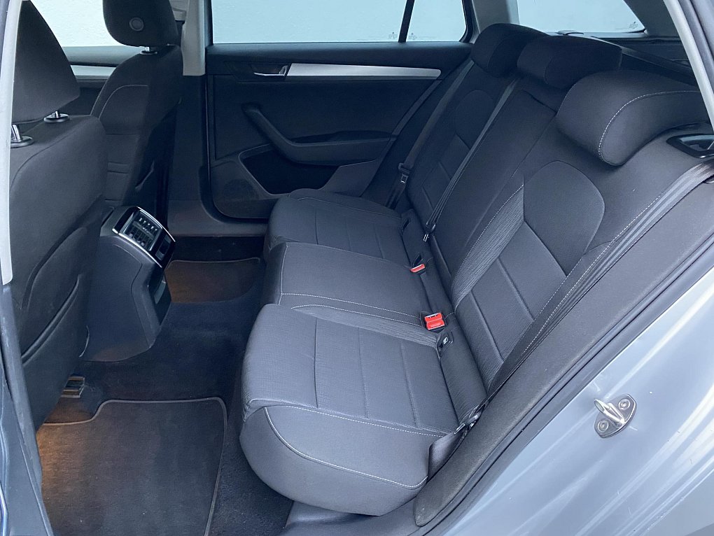 Škoda Superb III 2.0 TDi SportLine