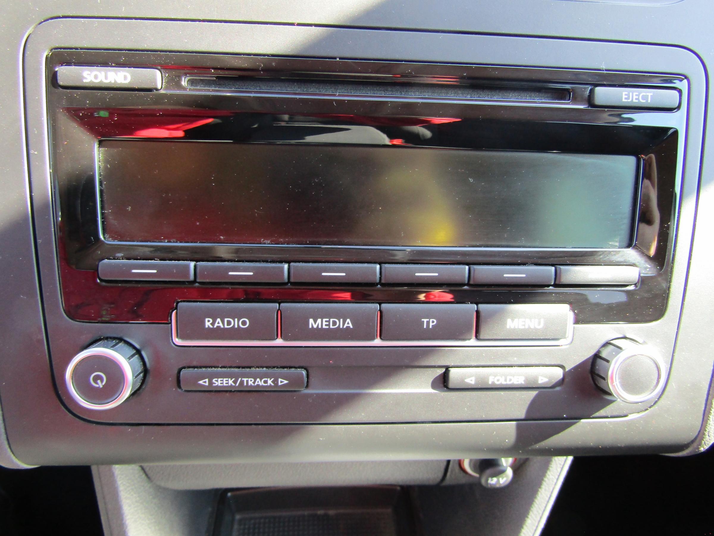 Volkswagen Touran, 2011 - pohled č. 19