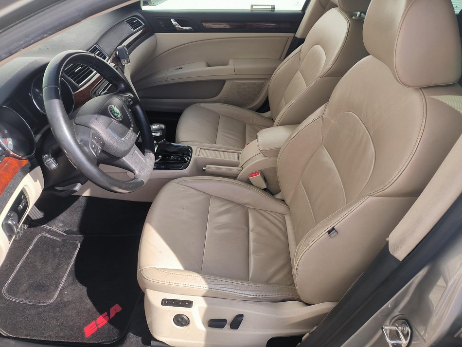 Škoda Superb II 3.6 FSi 