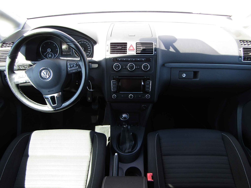 Volkswagen Touran 1.6TDi 