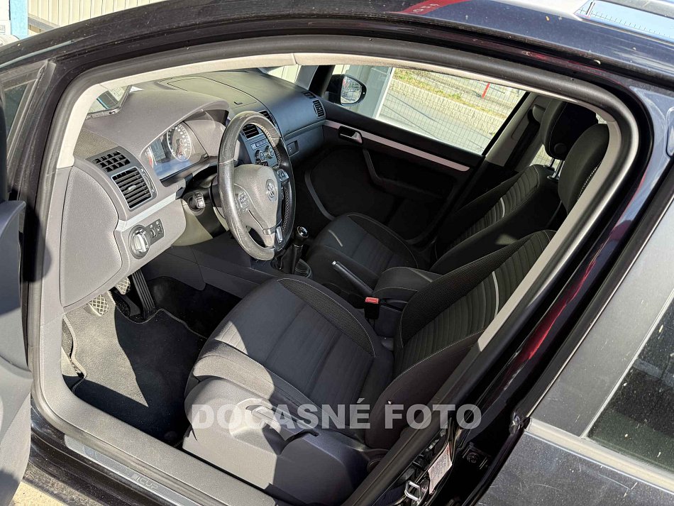 Volkswagen Touran 1.6TDi 