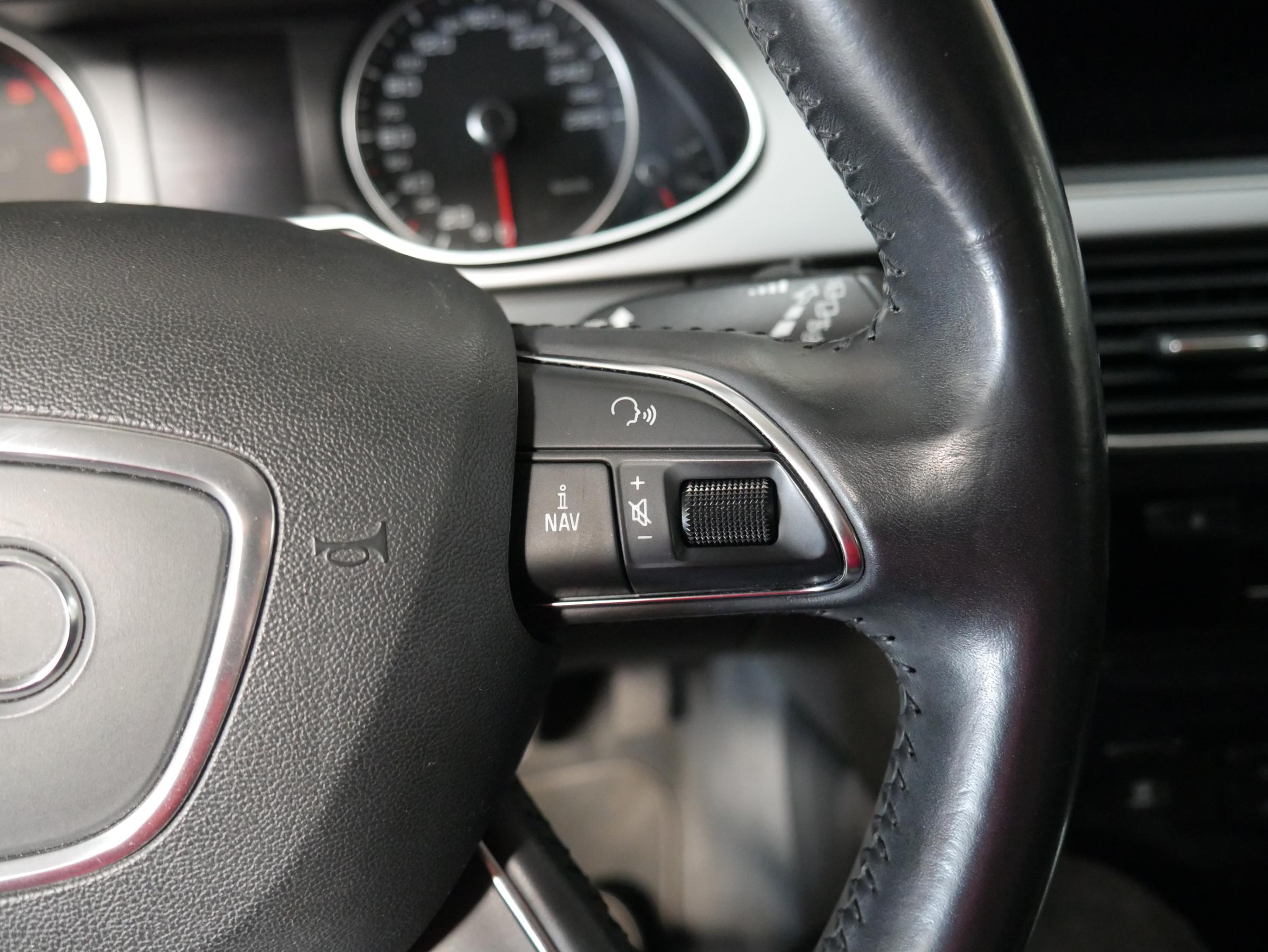 Audi A4, 2013 - pohled č. 19