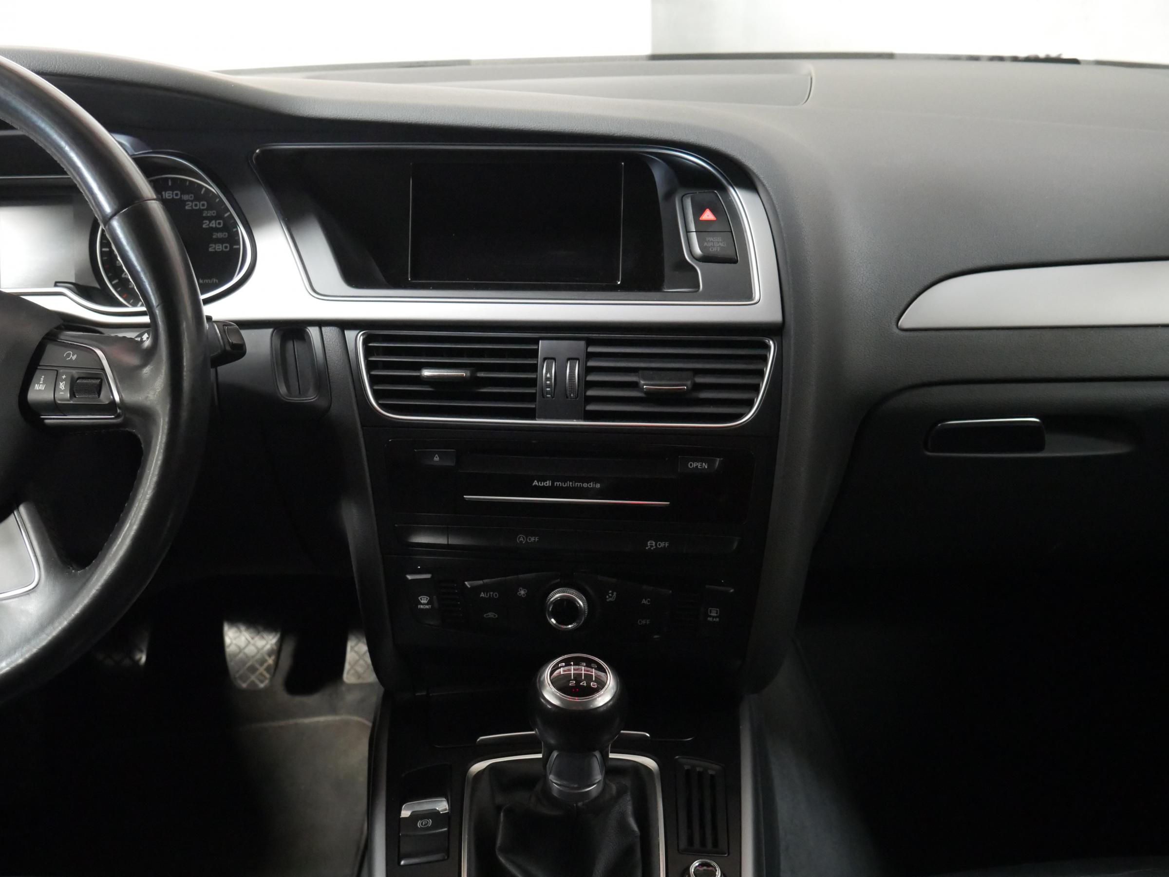 Audi A4, 2013 - pohled č. 9