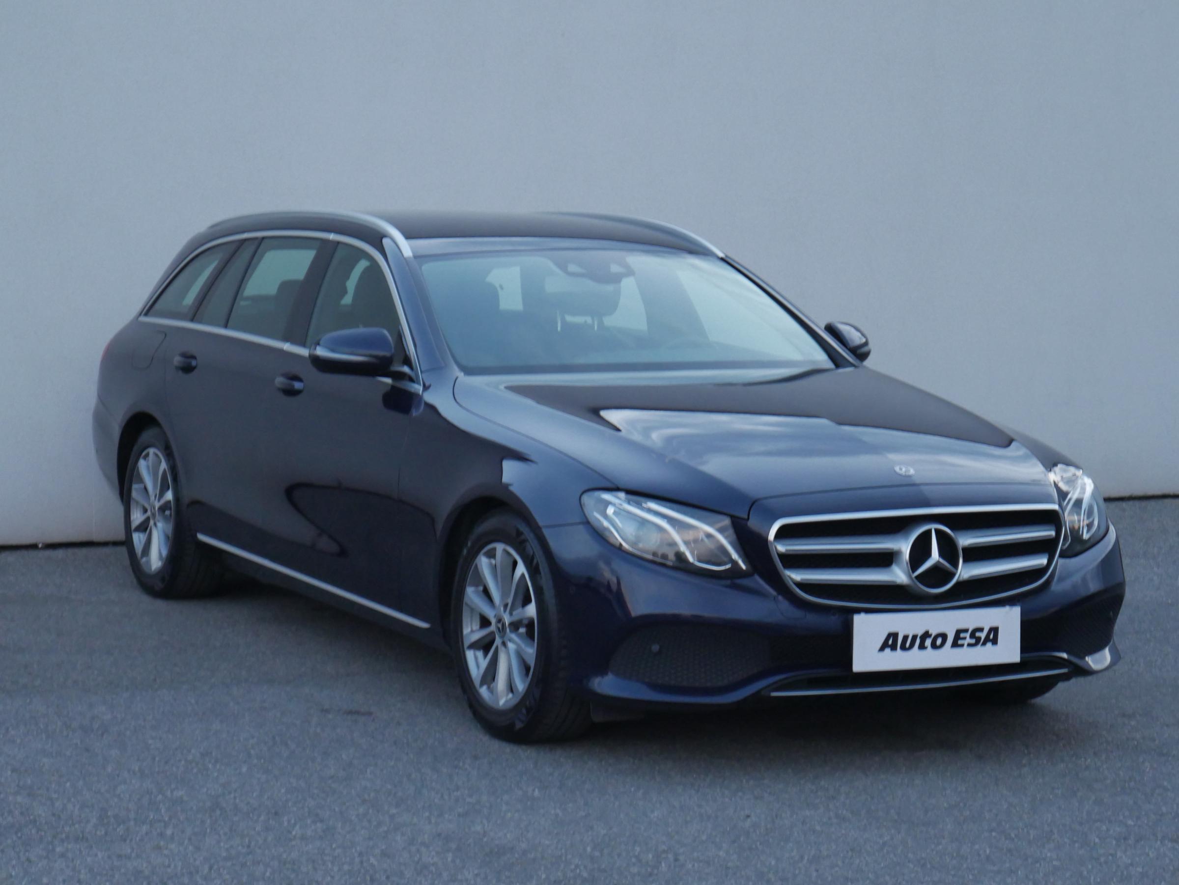 Mercedes-Benz Třída E, 2017 - celkový pohled