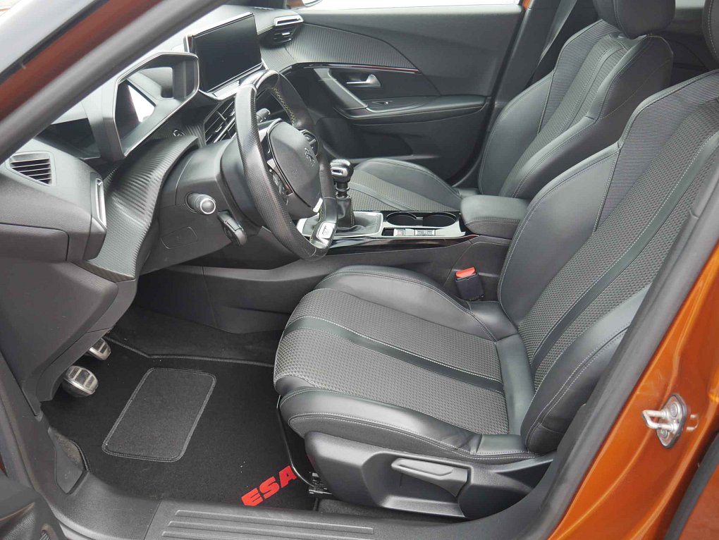Peugeot 2008 1.2 PT GT Line