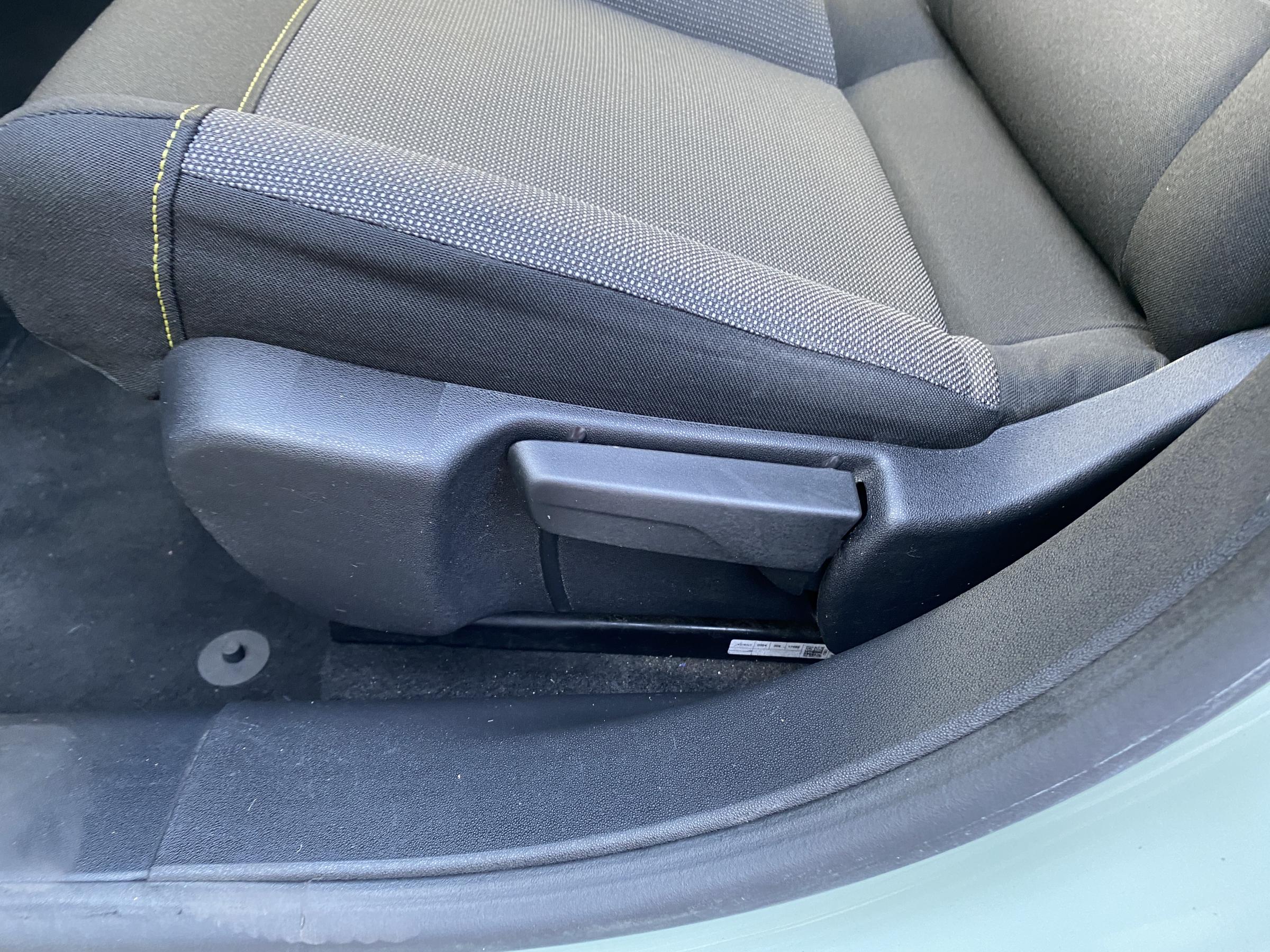 Citroën C3, 2018 - pohled č. 16