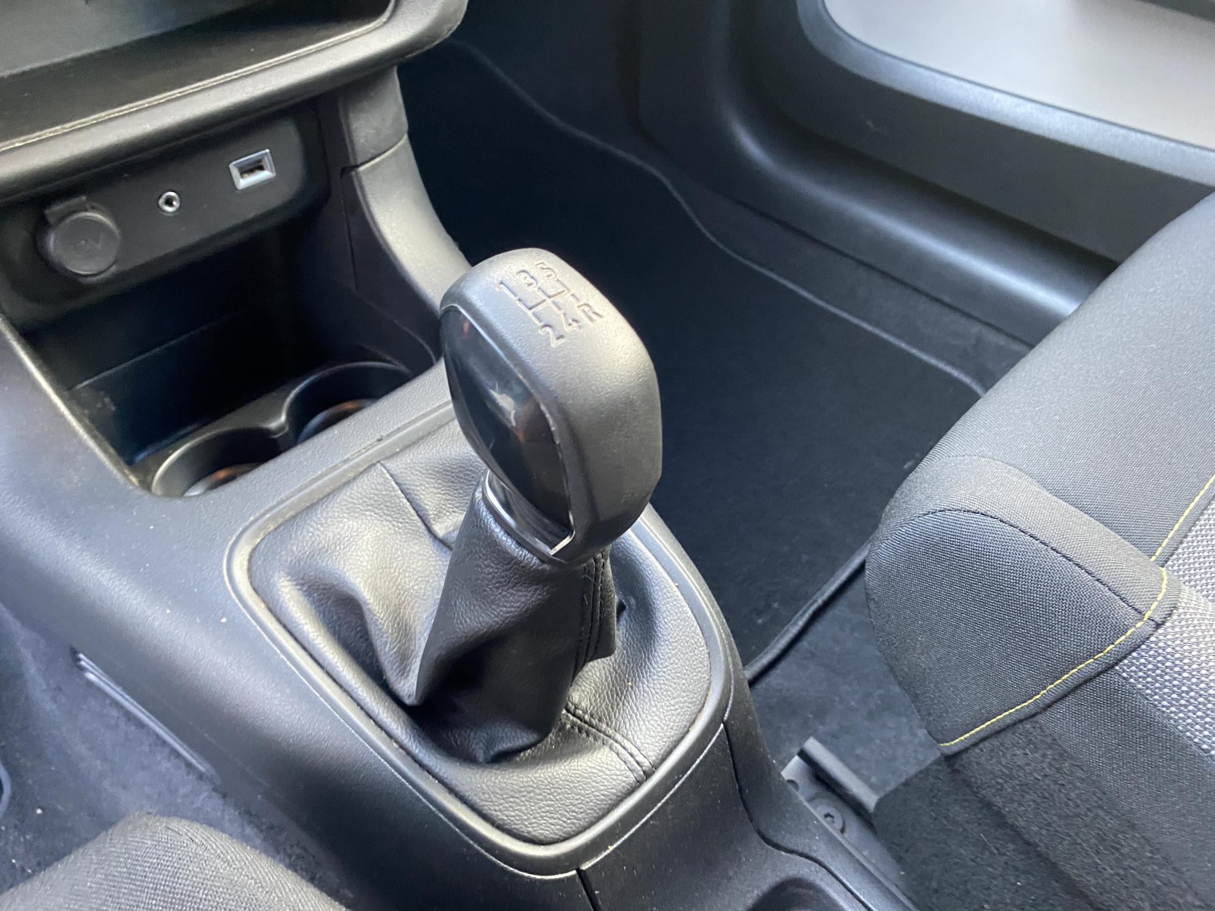 Citroën C3, 2018 - pohled č. 18