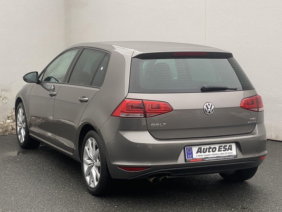 Volkswagen Golf 1.4 TSi Highline VII