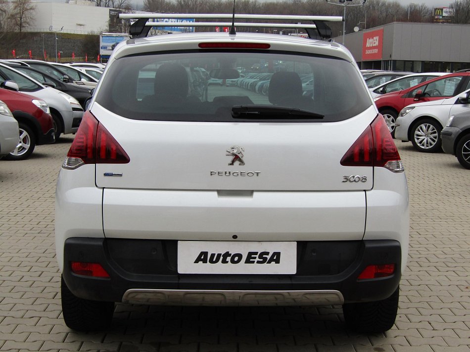 Peugeot 3008 1.2PT 