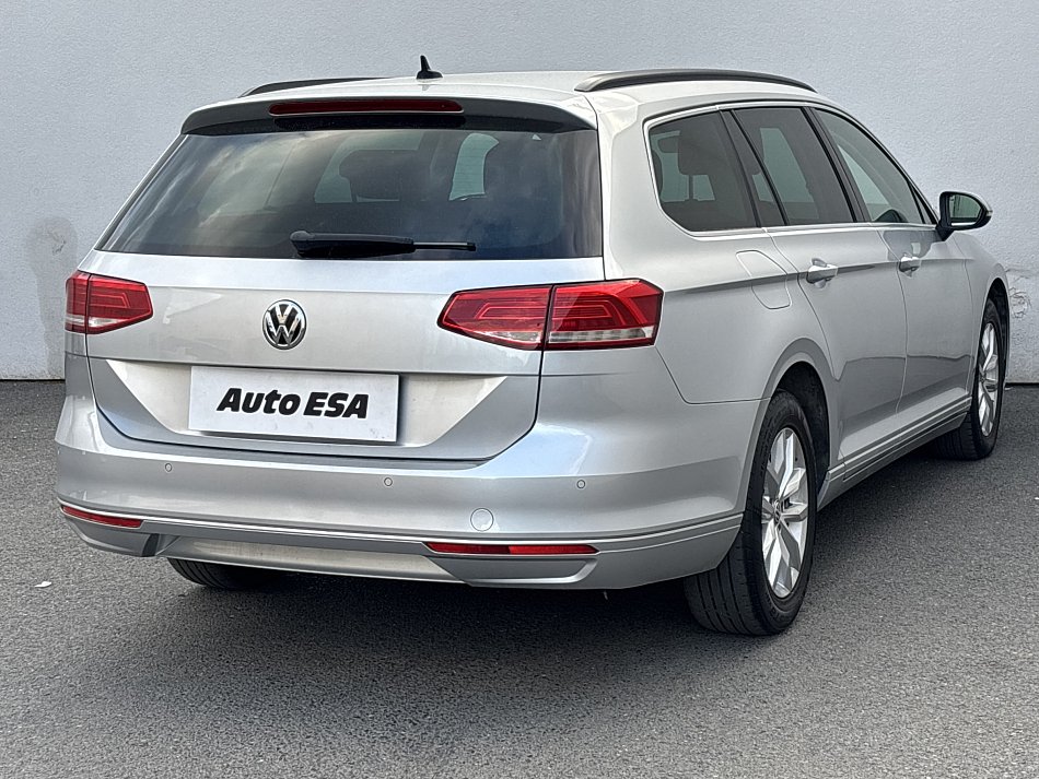 Volkswagen Passat 1.6 TDi Comfortline