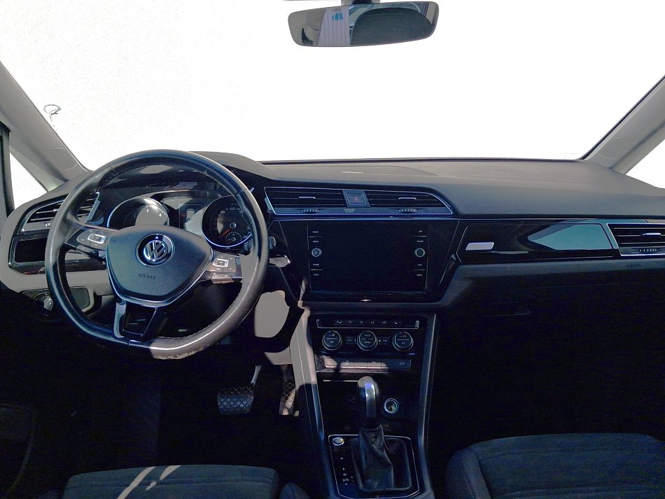 Volkswagen Touran 2.0 TDi 