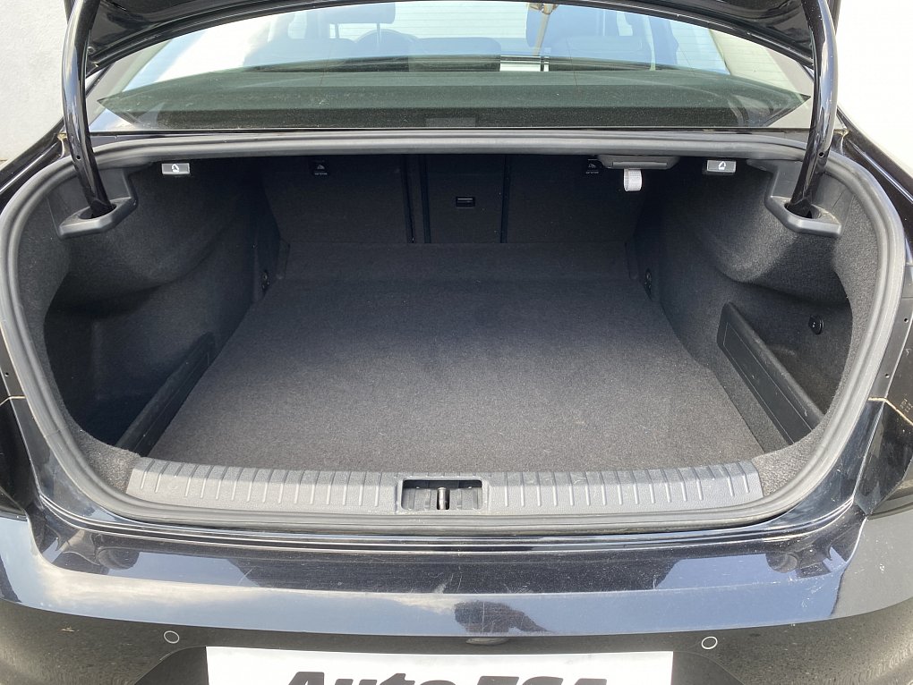 Volkswagen Passat 2.0TDi 