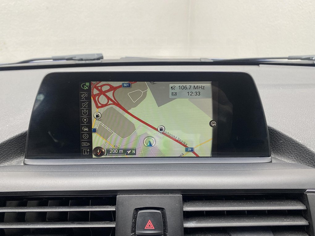 BMW Řada 1 1.5i Sport Line 118i