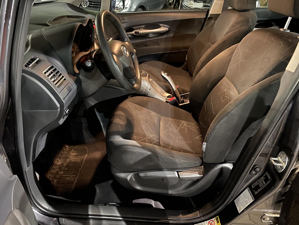 Toyota Auris 1.3 VVT-i Terra Cool