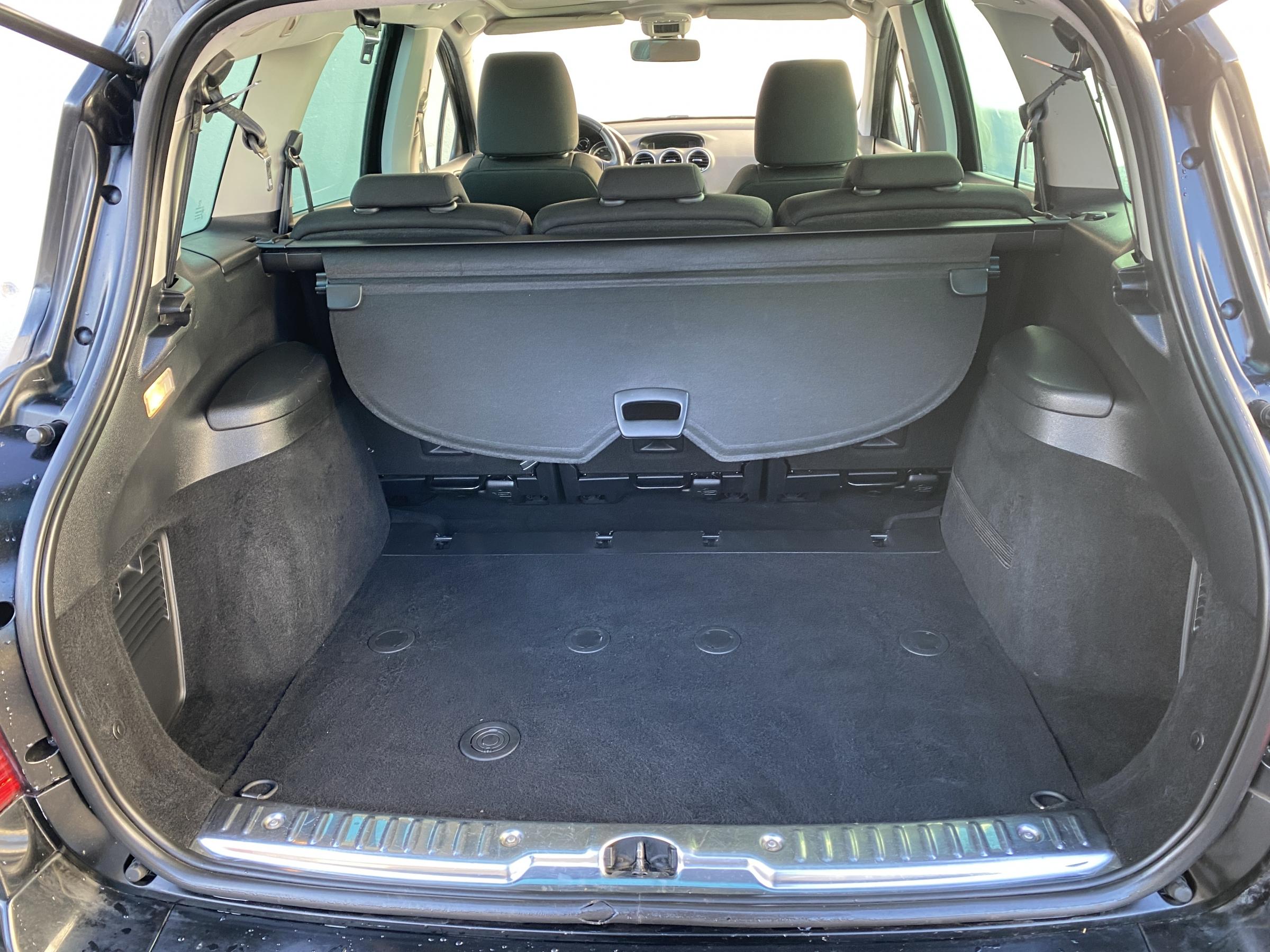 Peugeot 308, 2011 - pohled č. 7