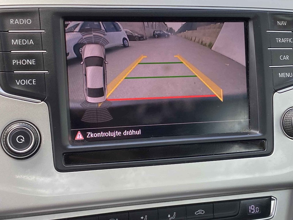 Volkswagen Passat 2.0TDi 