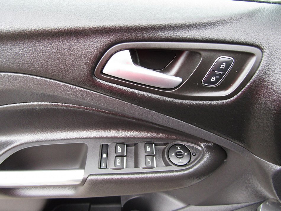 Ford Kuga 1.5 EB Titanium