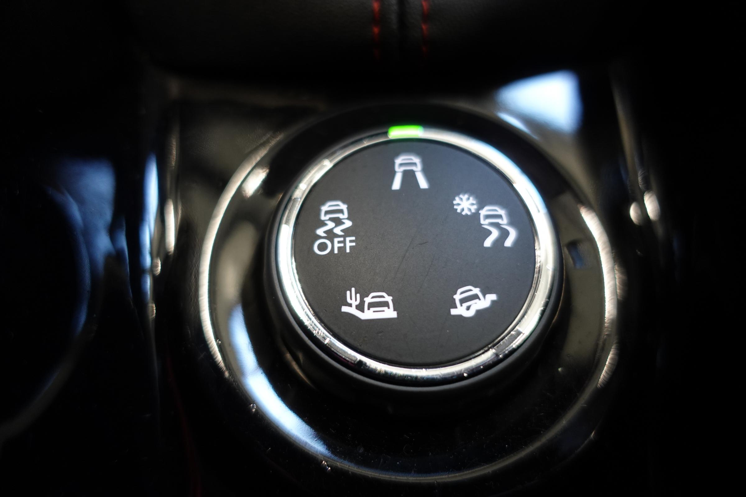 Peugeot 2008, 2019 - pohled č. 21