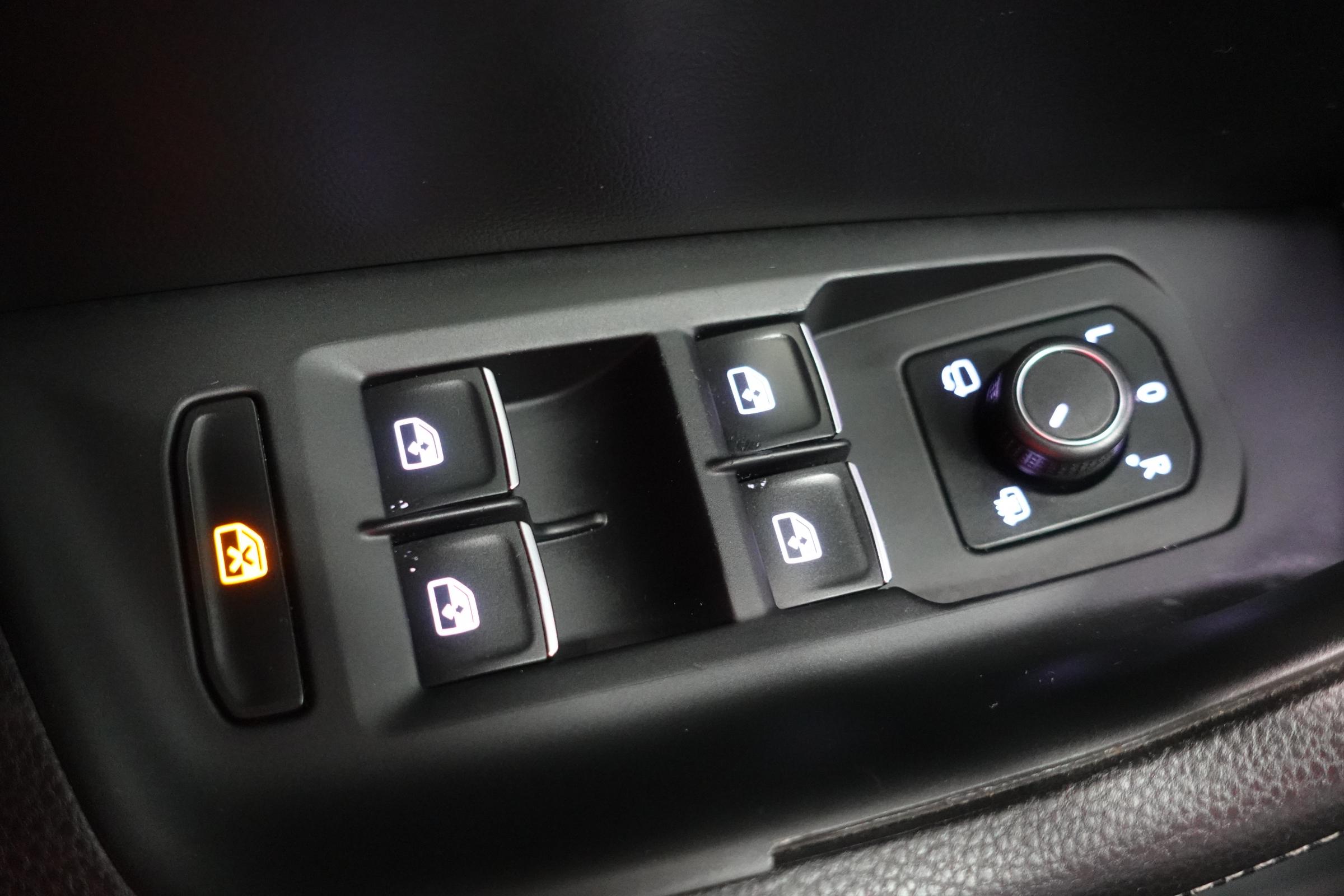 Volkswagen Passat, 2017 - pohled č. 14