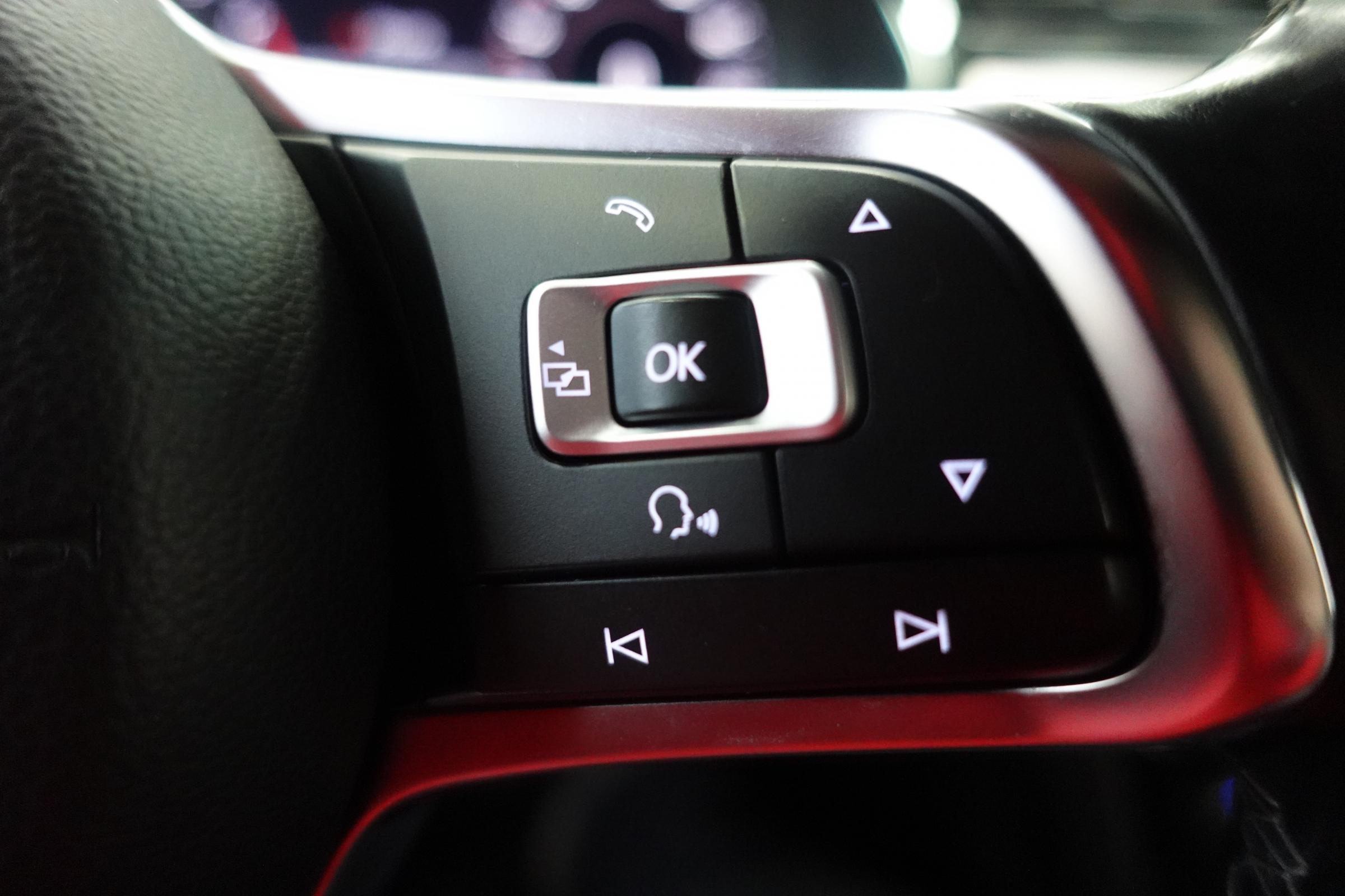 Volkswagen Passat, 2017 - pohled č. 16