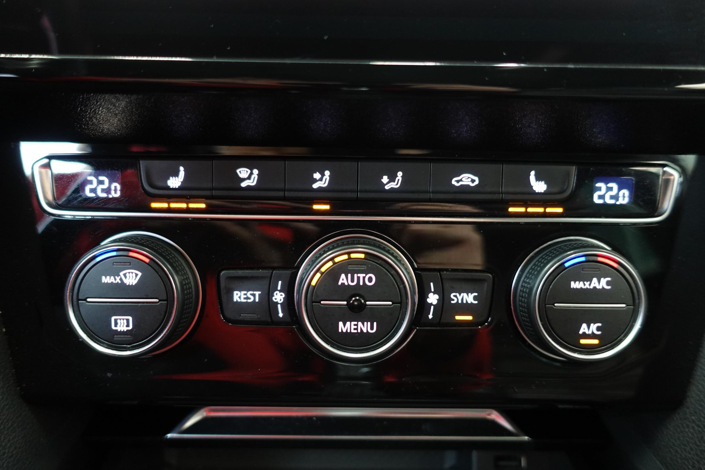 Volkswagen Passat, 2017 - pohled č. 19