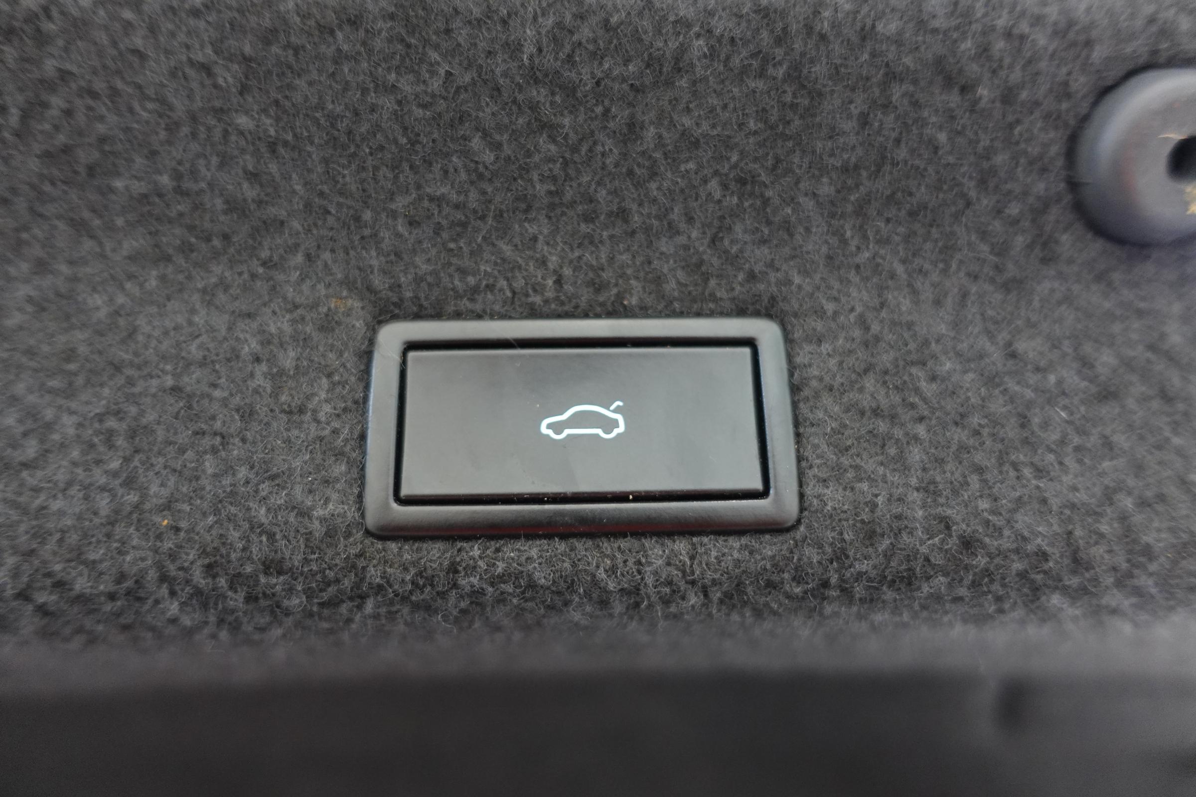 Volkswagen Passat, 2017 - pohled č. 27