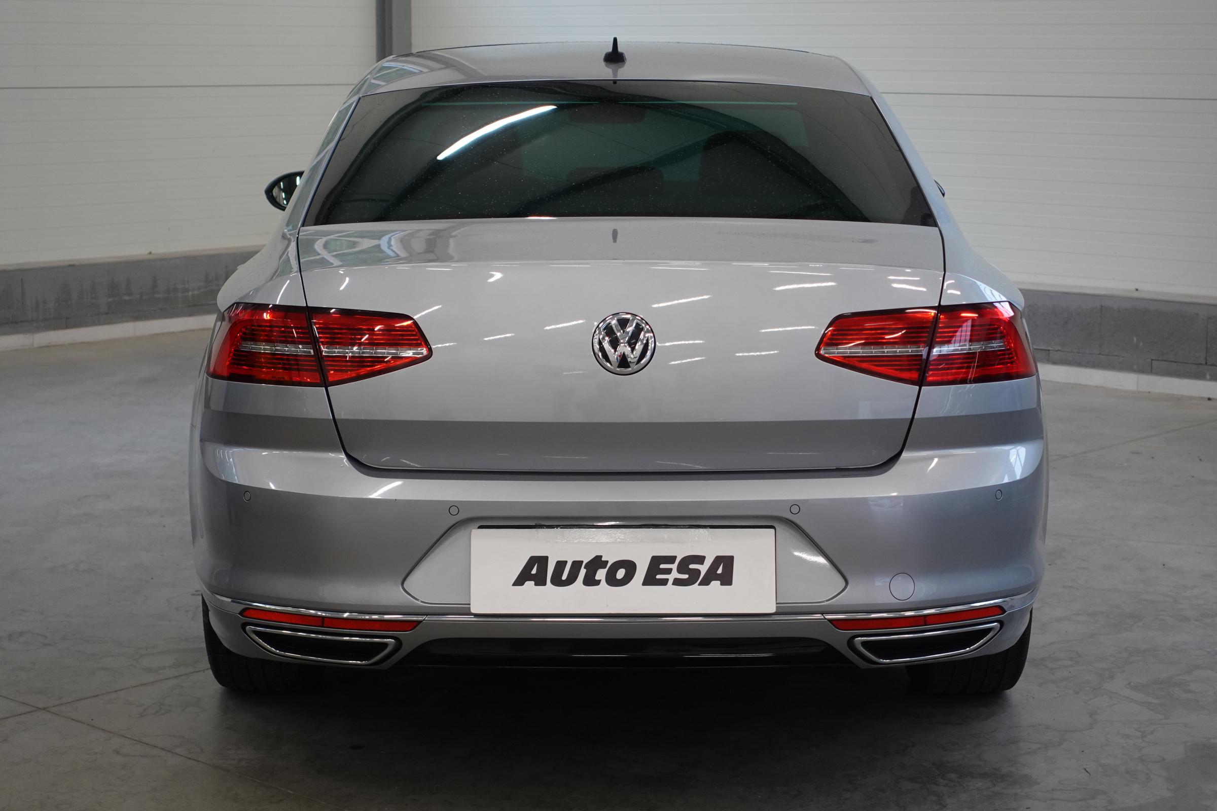 Volkswagen Passat, 2017 - pohled č. 5