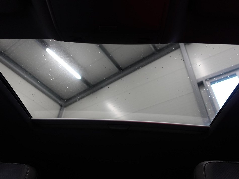 Volkswagen Passat 1.4TSi Highline