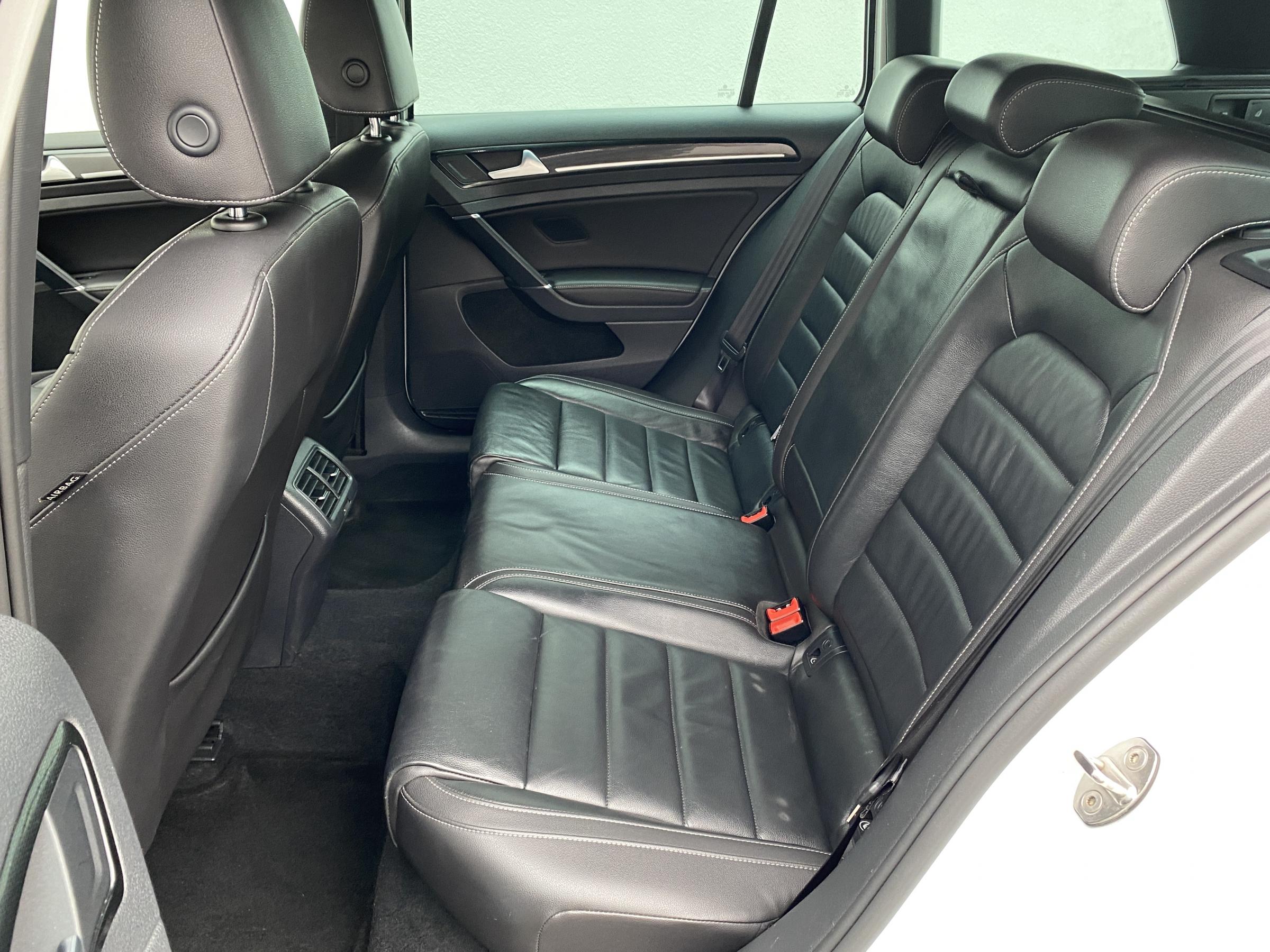 Volkswagen Golf, 2016 - pohled č. 10