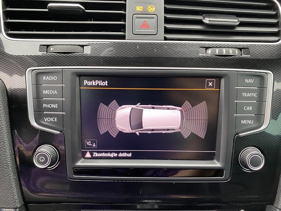 Volkswagen Golf 2.0TDi  GTD