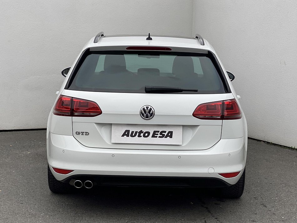 Volkswagen Golf 2.0TDi  GTD