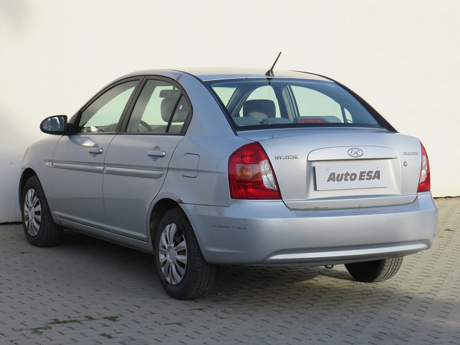 Hyundai Accent 1.4i 