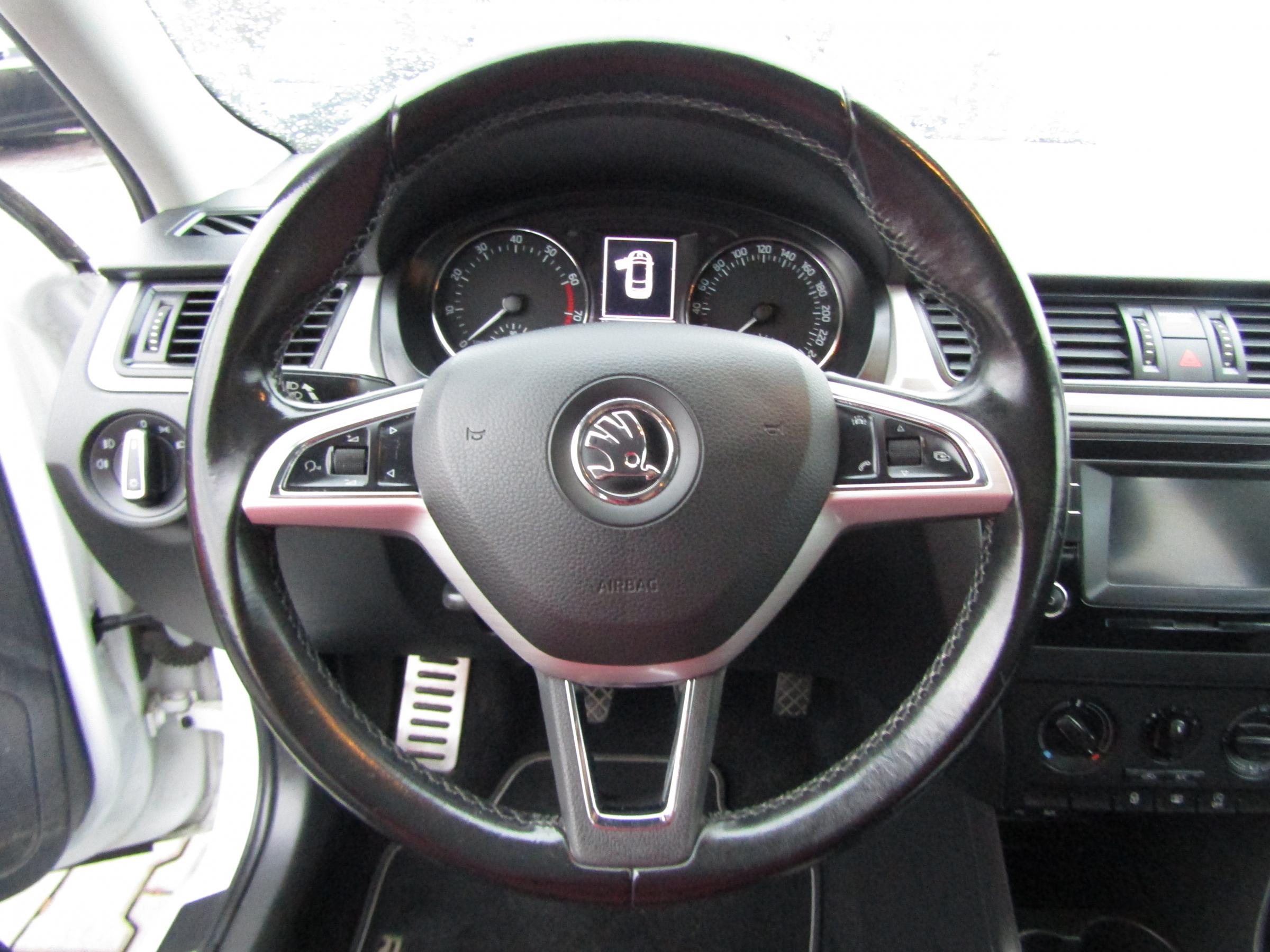 Škoda Rapid, 2017 - pohled č. 17