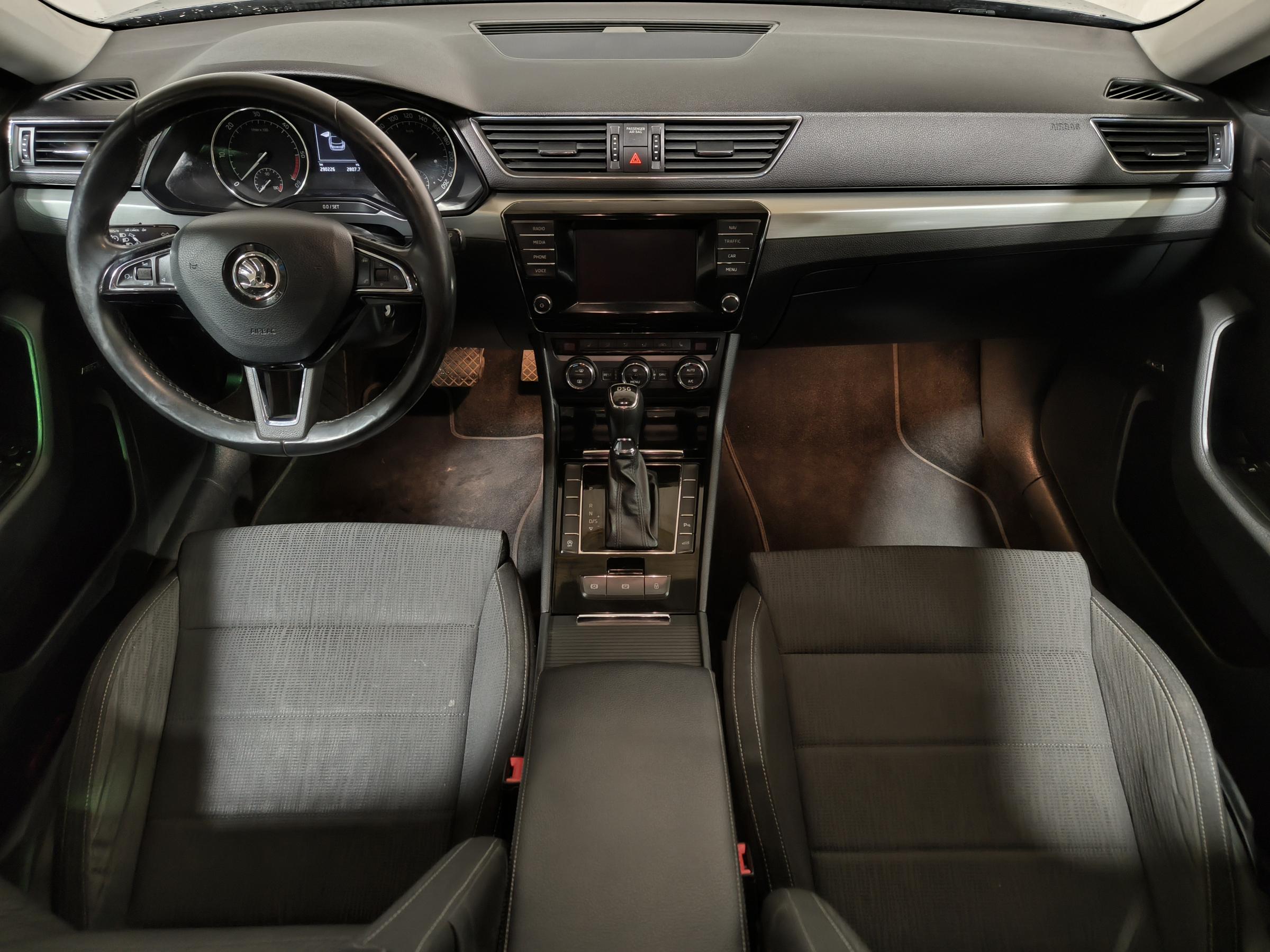 Škoda Superb III, 2015 - pohled č. 8