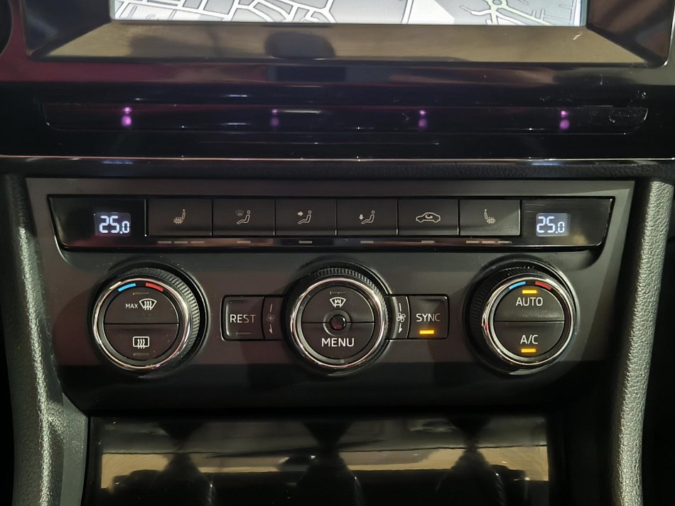 Škoda Superb III 2.0 TDi 