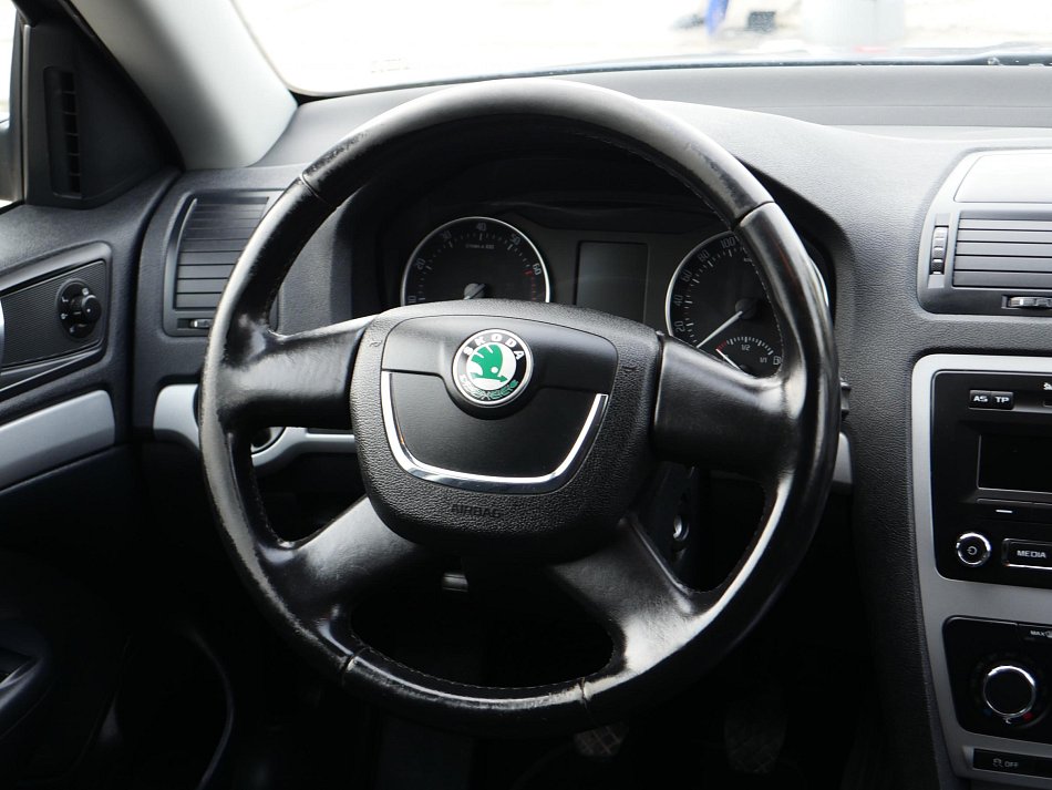 Škoda Octavia II 1.2 TSi Family