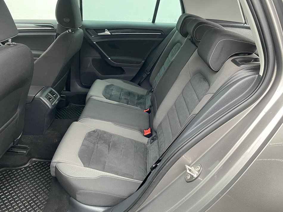 Volkswagen Golf 1.4 TSi Highline VII