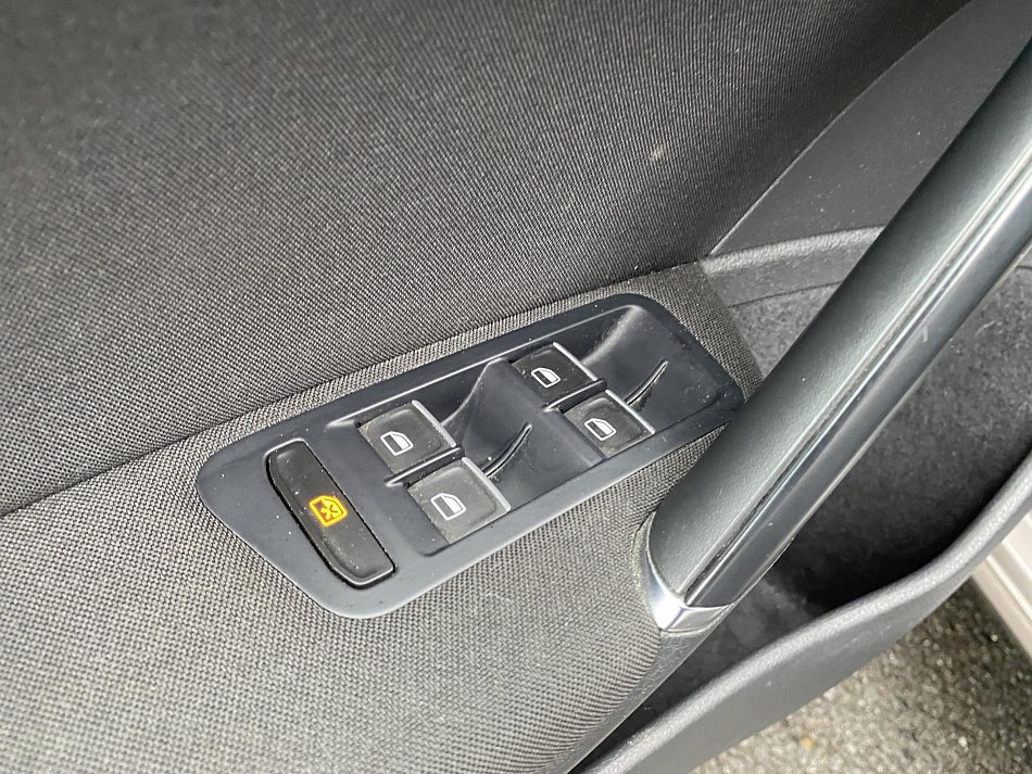 Volkswagen Golf 1.4 TSi Highline VII