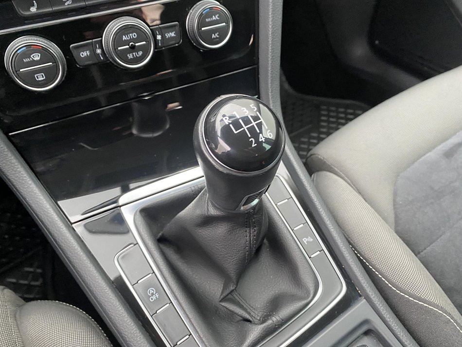 Volkswagen Golf 1.4 TSi Highline VII