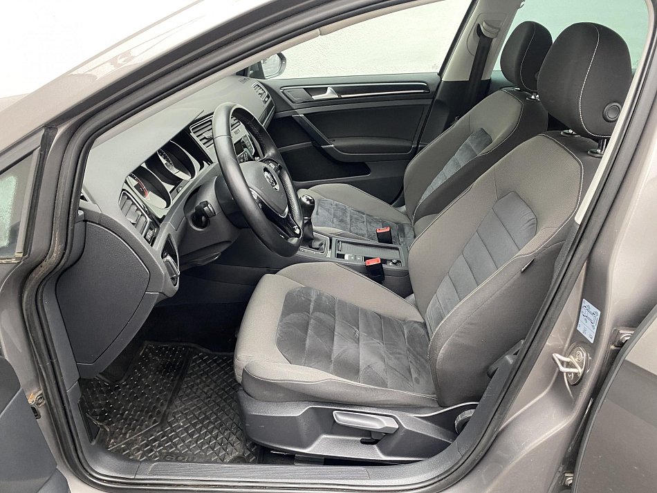 Volkswagen Golf 1.4 TSi Highline VII