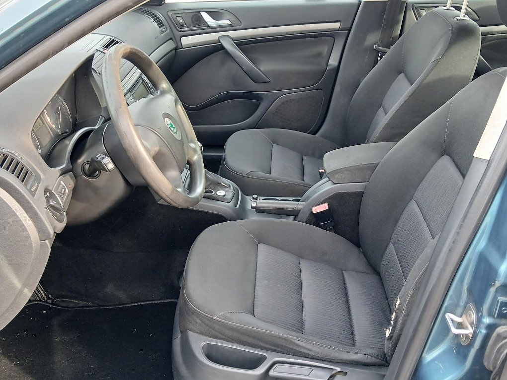 Škoda Octavia II 2.0 TDi Elegance