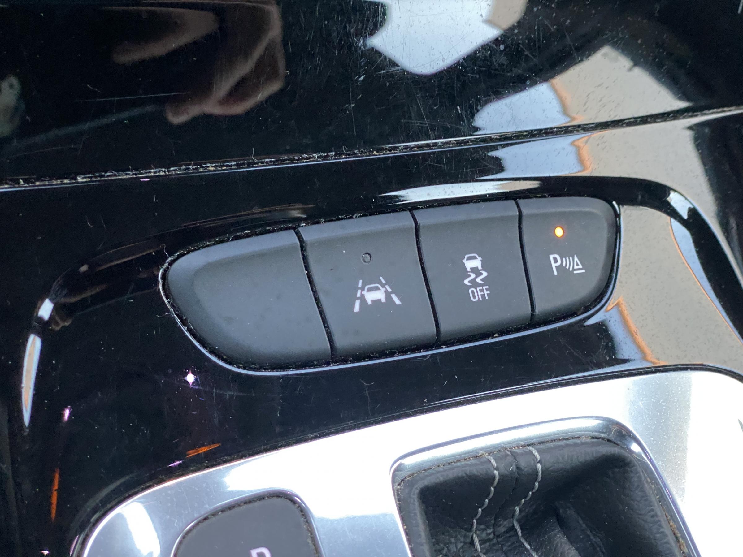 Opel Astra, 2017 - pohled č. 15