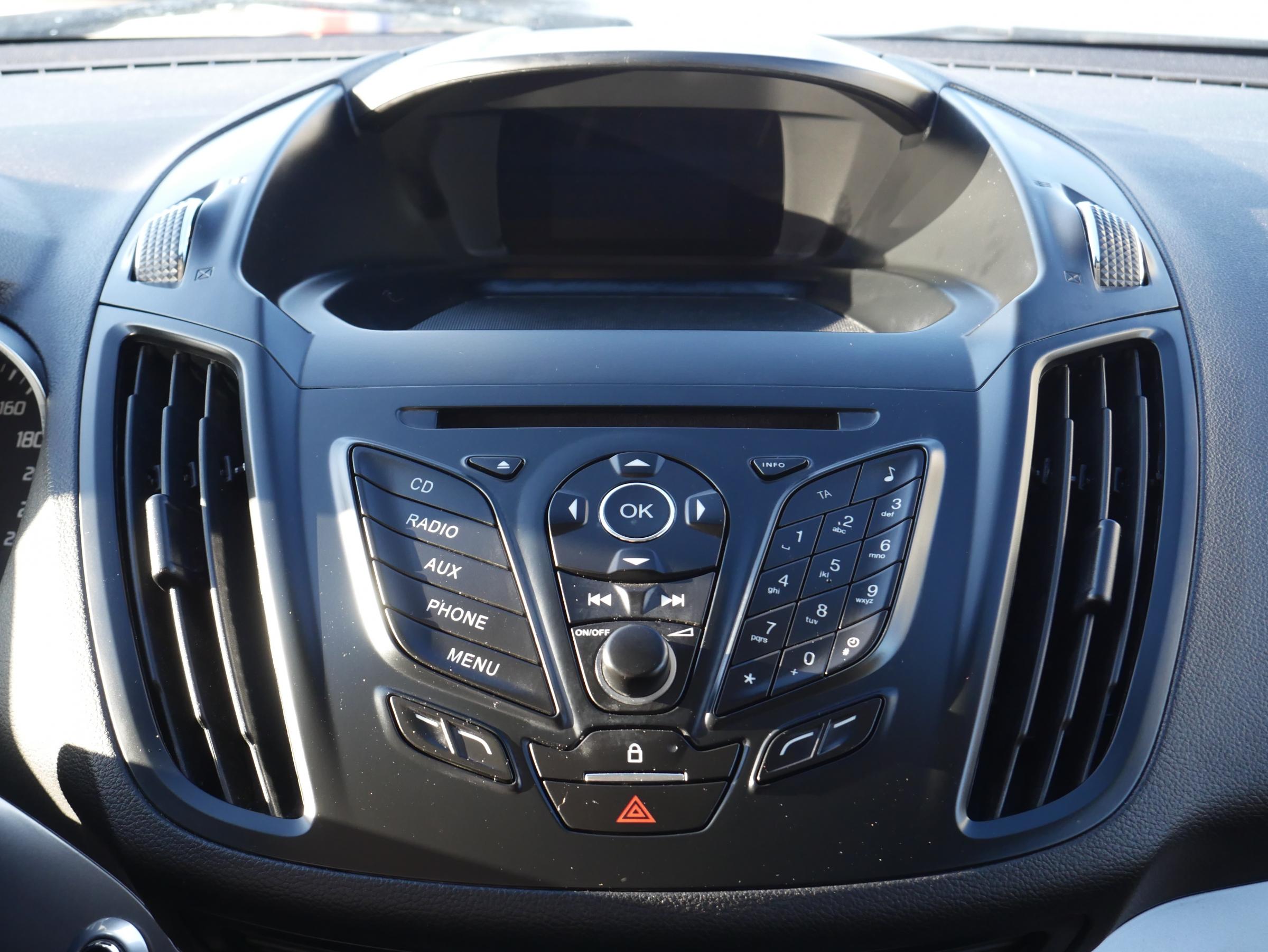 Ford Kuga, 2015 - pohled č. 12