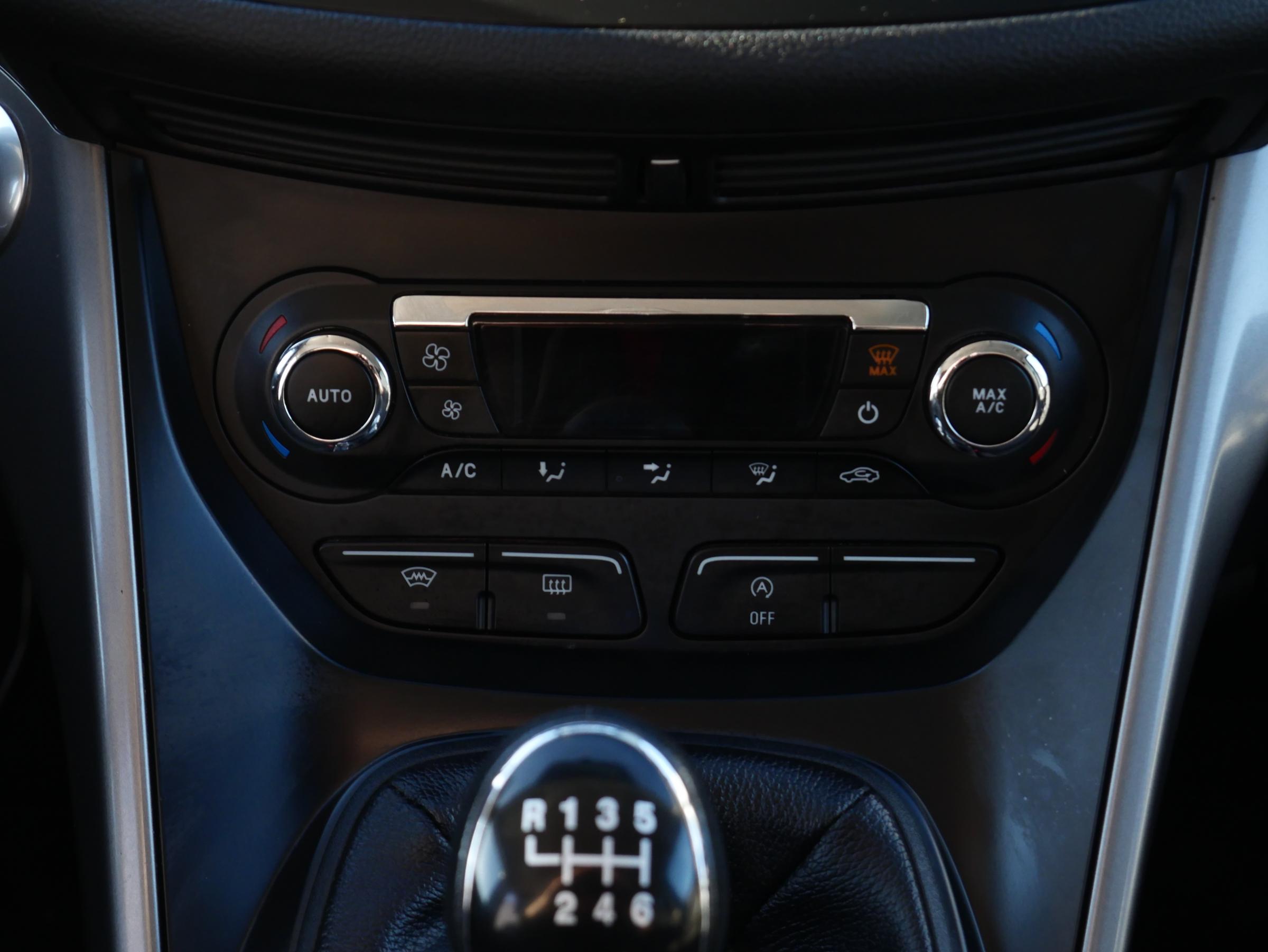 Ford Kuga, 2015 - pohled č. 14