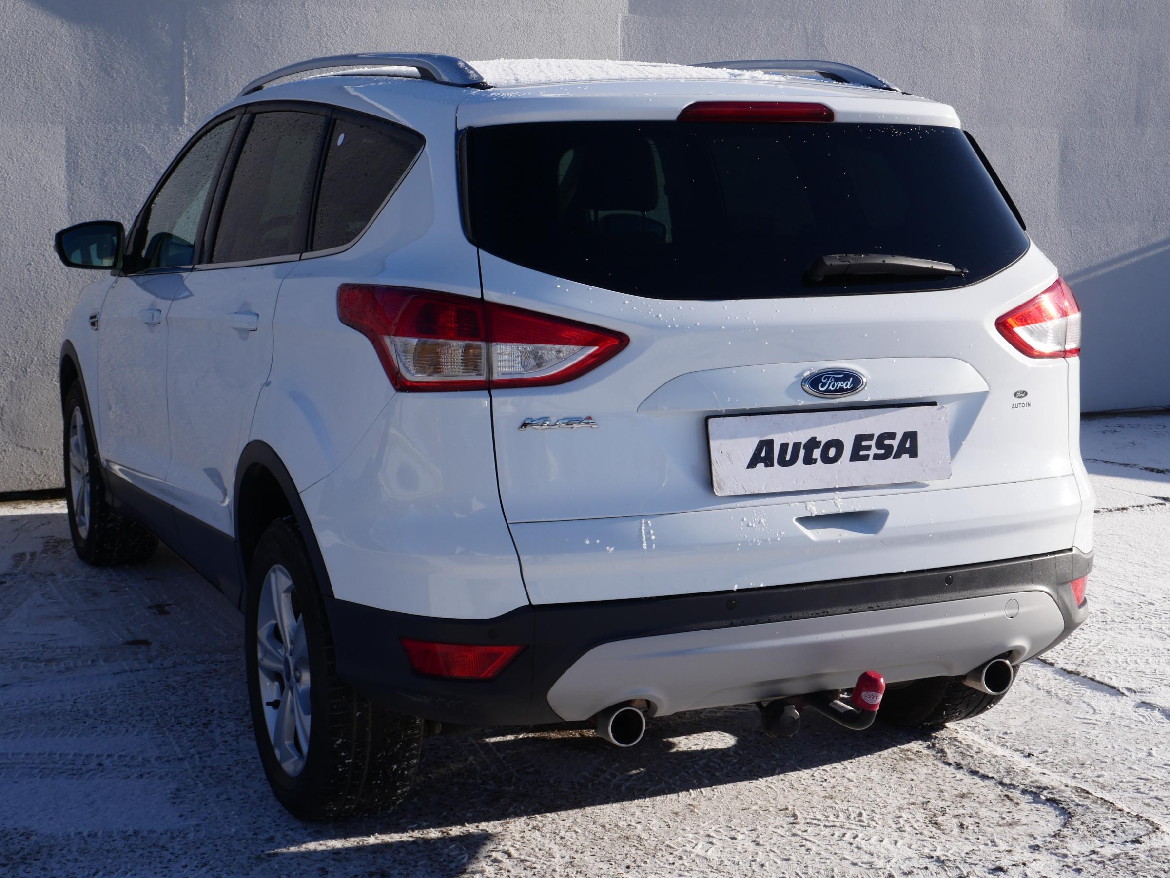 Ford Kuga, 2015 - pohled č. 4