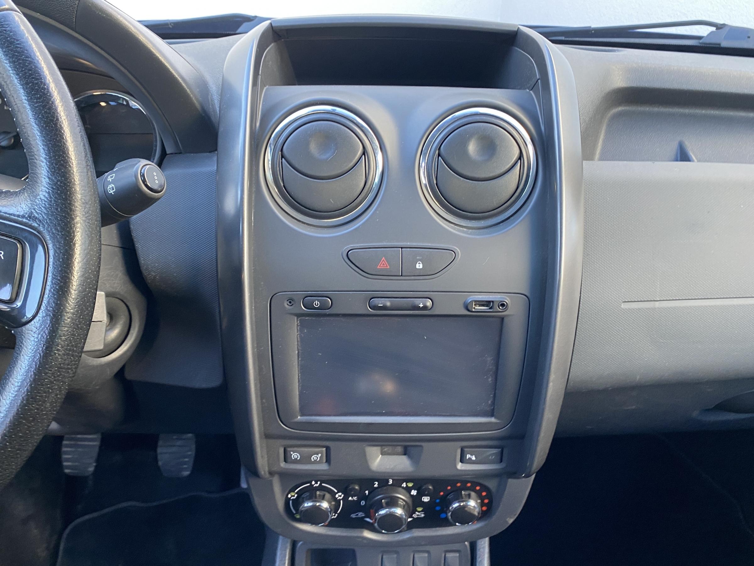 Dacia Duster, 2015 - pohled č. 12