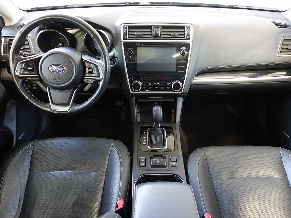 Subaru Outback 2.5i  4x4