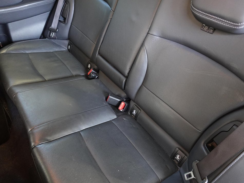 Subaru Outback 2.5i  4x4