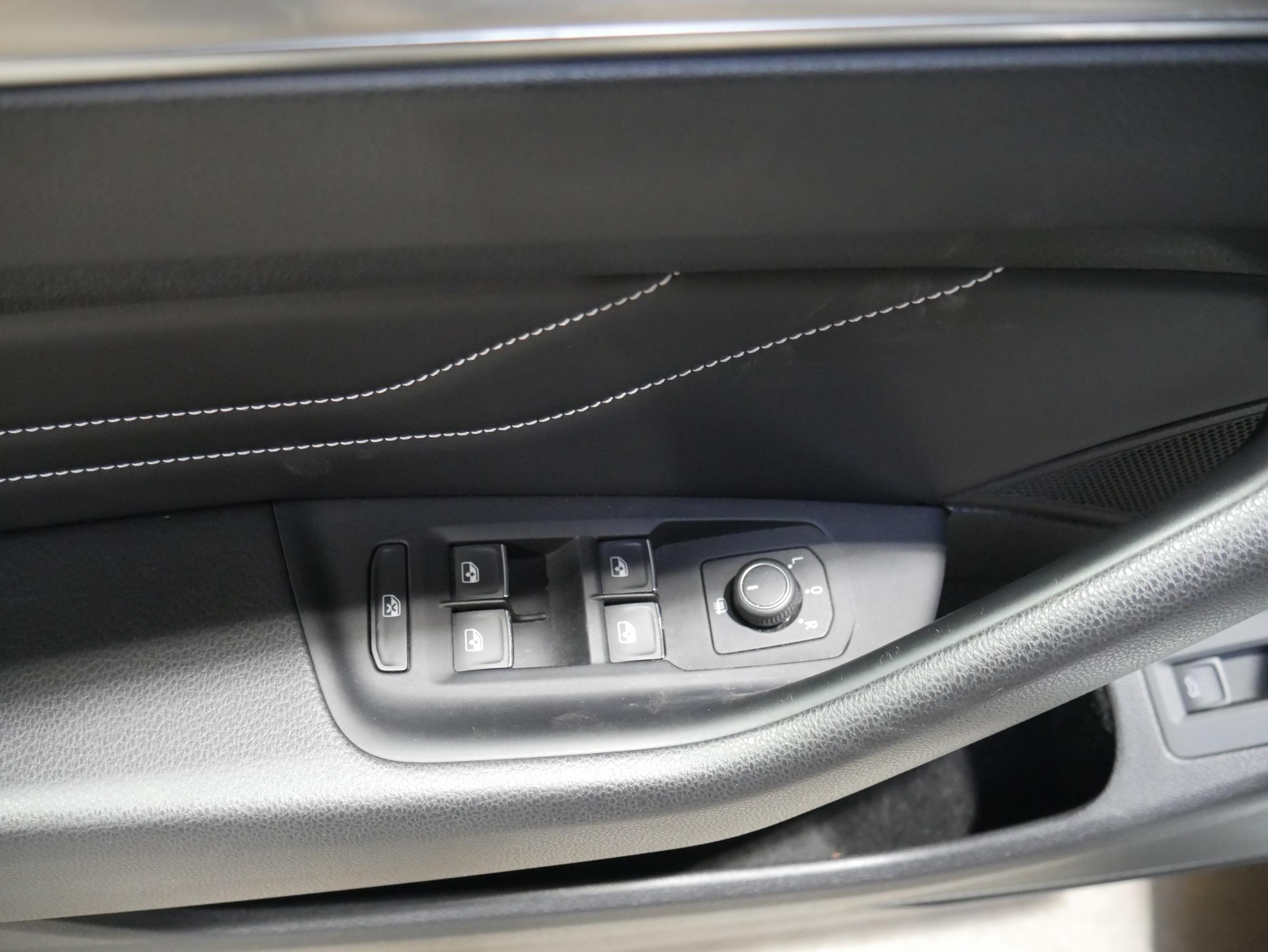 Volkswagen Passat, 2019 - pohled č. 11